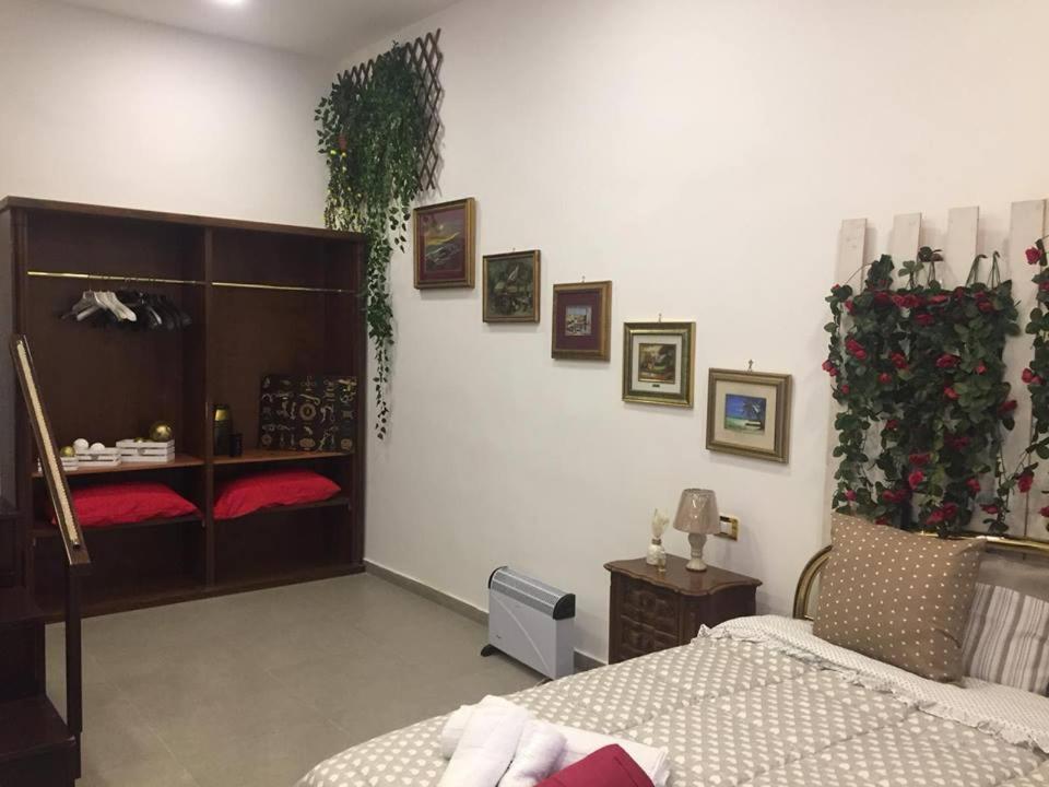 Room Don Carlo Napoli Exterior foto
