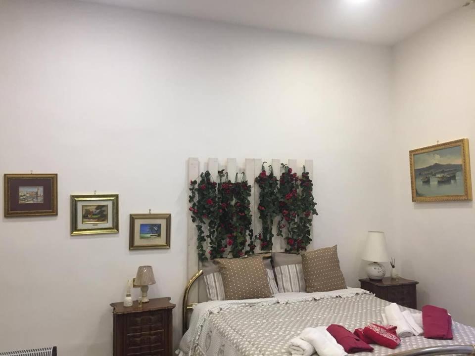 Room Don Carlo Napoli Exterior foto