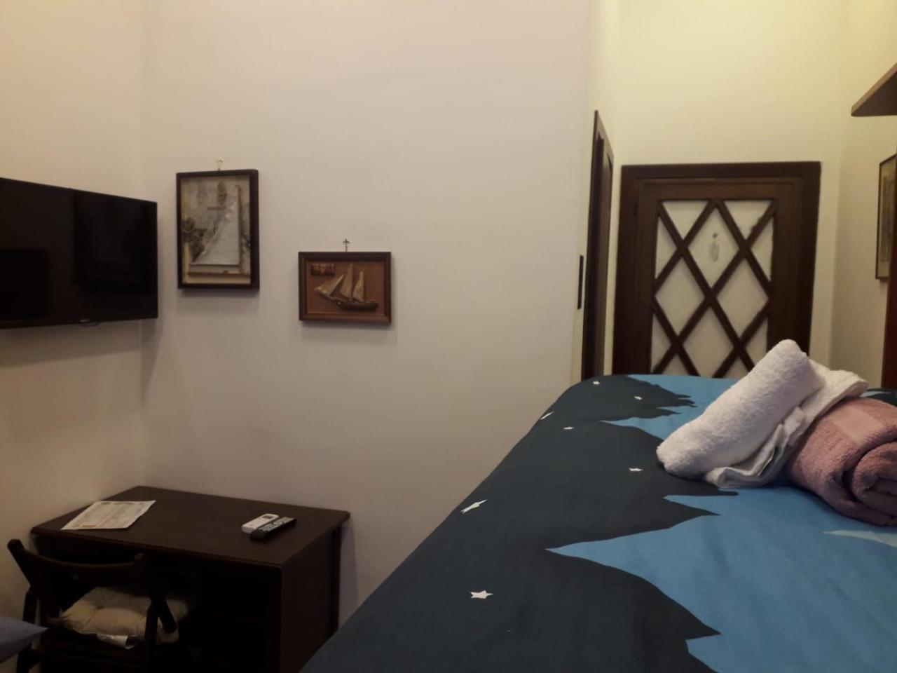 Room Don Carlo Napoli Exterior foto