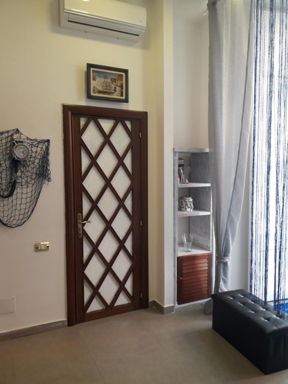 Room Don Carlo Napoli Exterior foto